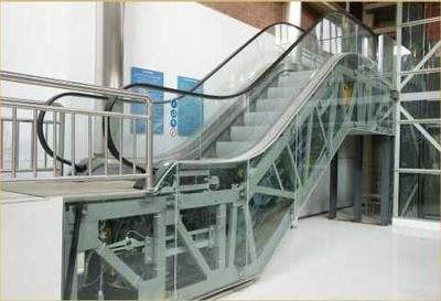 云南省電子信息高級(jí)技工學(xué)校 開(kāi)啟電氣及自動(dòng)化工程設(shè)計(jì)、安裝與調(diào)試的專(zhuān)業(yè)之旅